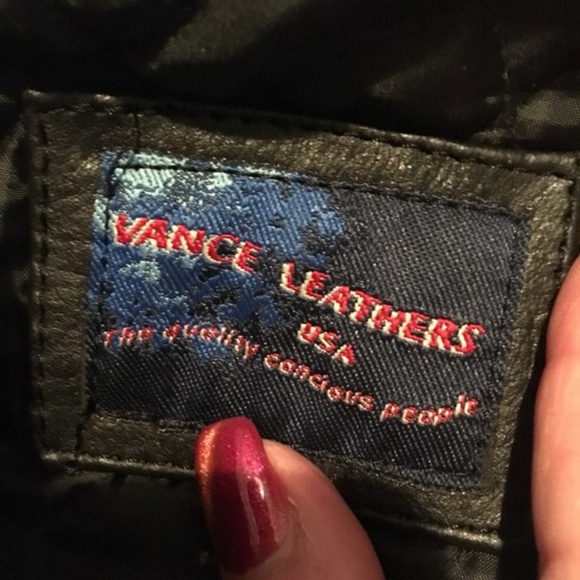 Heavy leather winter riding/motorcycle jacket - Picture 3 of 4